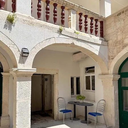 Ankica - Old Town Centre Apartment